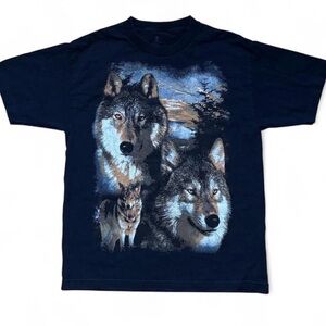 Vintage Y2K Wolf Graphic T-Shirt 🐺